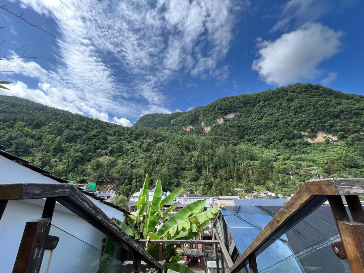 Yoba Boutique Hotel Zhangjiajie Exterior photo